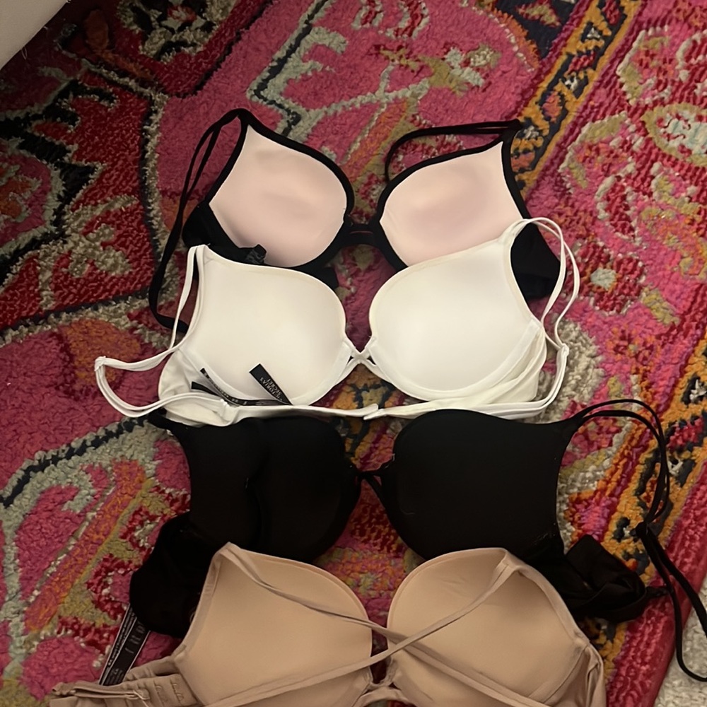Four Victoria’s Secret Very Sexy Push up bras 32B black tan white - Picture 2 of 4